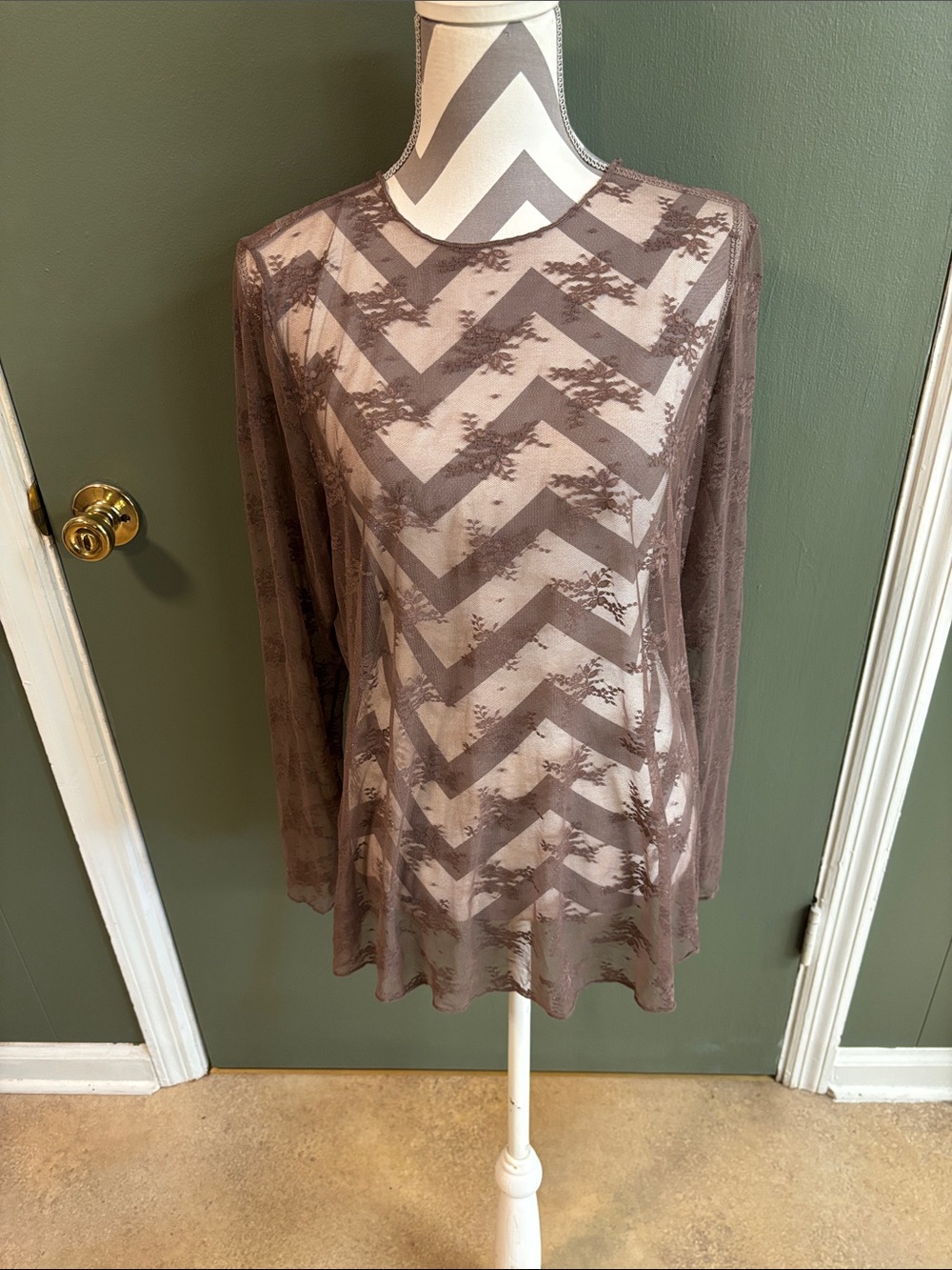 Sheer Lace Long-Sleeve Top - Taupe